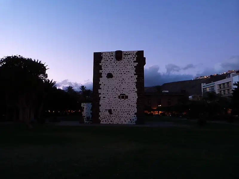 Visit the Torre del Condor tower on your La Gomera holiday