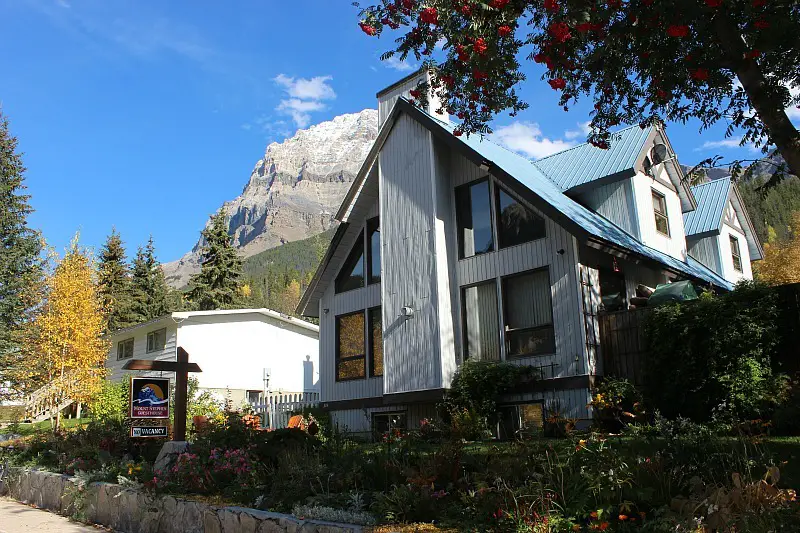 Mount Stephen Guesthouse in Field BC