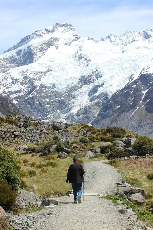 Hiking to the mountain on the Hooker Valley Track