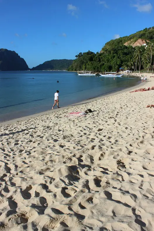 Las Cabanas Beach – El Nido, Palawan