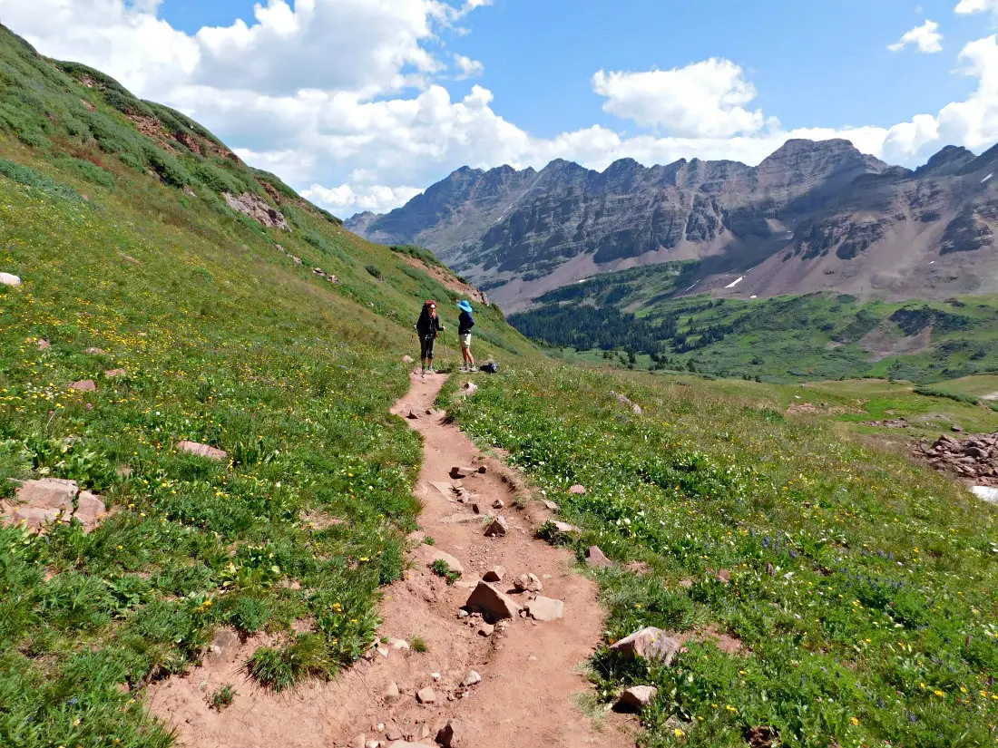 People on the hike from Aspen to Crested Butte