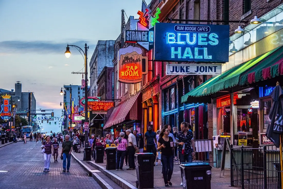 Listening to live Blues on Beale Street is one of the best things to do in Memphis