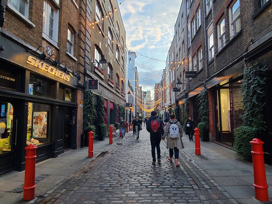 Covent Garden street